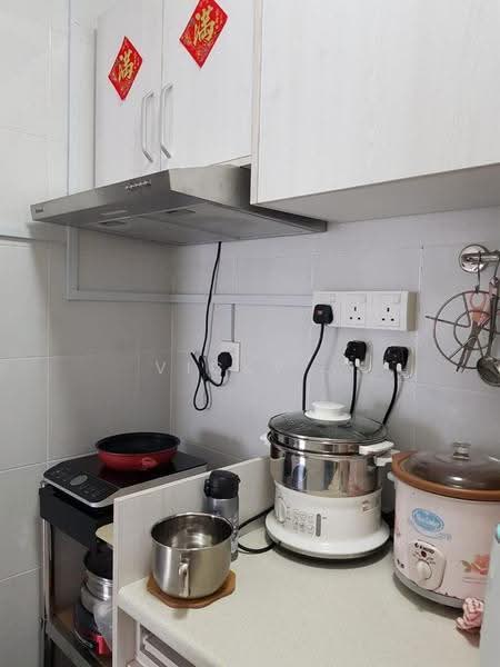 Kediaman Servis untuk Disewa di VIM 3 @ Desa Park North - Vicky . - Kitchen - PropertyGuru.com.my