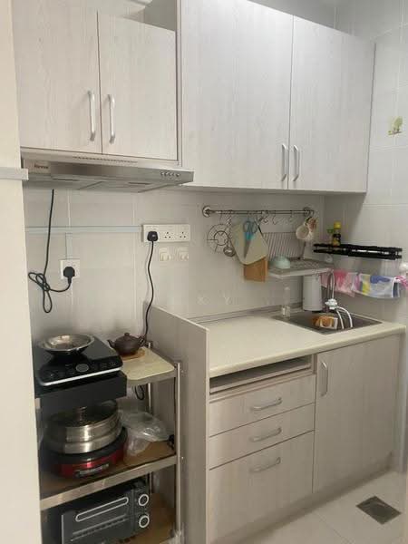 Kediaman Servis untuk Disewa di VIM 3 @ Desa Park North - Vicky . - Kitchen - PropertyGuru.com.my