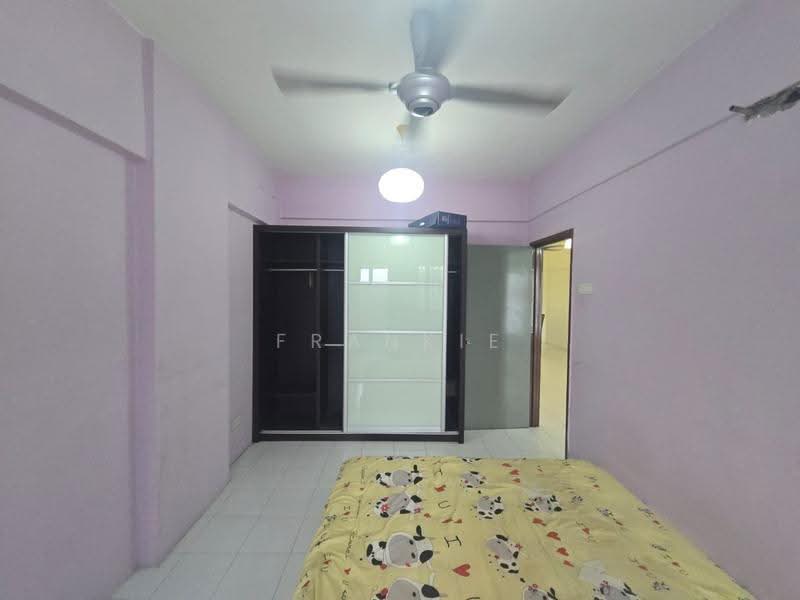 Apartment for Rent at Ixora - Frankie Sing - Bedroom - PropertyGuru.com.my