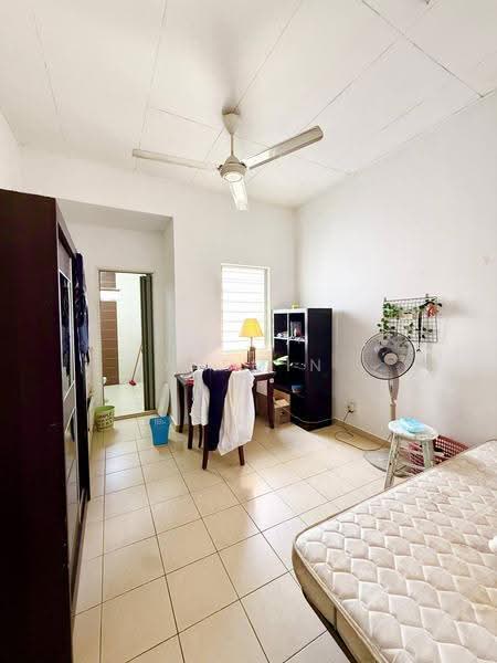 Rumah Teres 2-Tingkat untuk Dijual di Sungai Buloh (Selangor) - Yasmin Sulaiman - Bedroom - PropertyGuru.com.my