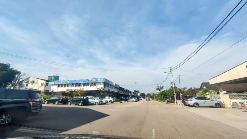 Shop for Sale in Taman Melodies (Johor Bahru) - Calvin Chuah - Exterior - PropertyGuru.com.my