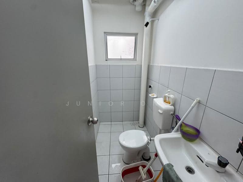 Apartment for Sale at Cendana - Junior Ong - Bathroom - PropertyGuru.com.my