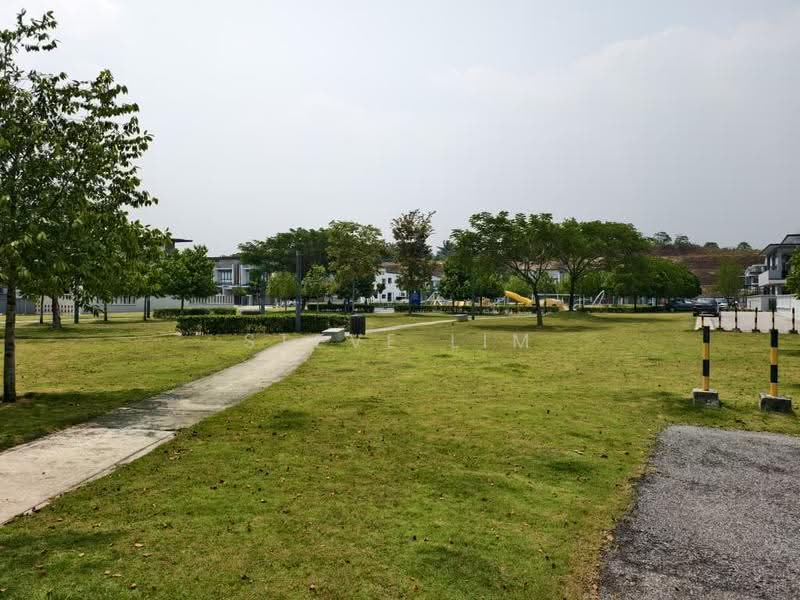 2-storey Terraced House for Sale in Sungai Buloh (Selangor) - Steve Lim - Gardens & Playground - PropertyGuru.com.my