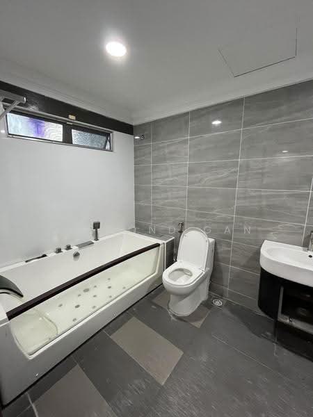 Rumah Teres 3-Tingkat untuk Dijual di Usj 1 (Subang Jaya) - Desmond Gan - Bathroom - PropertyGuru.com.my