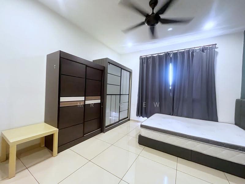 Service Residence for Rent at Kenwingston Avenue - Mr. Chew - Bedroom - PropertyGuru.com.my