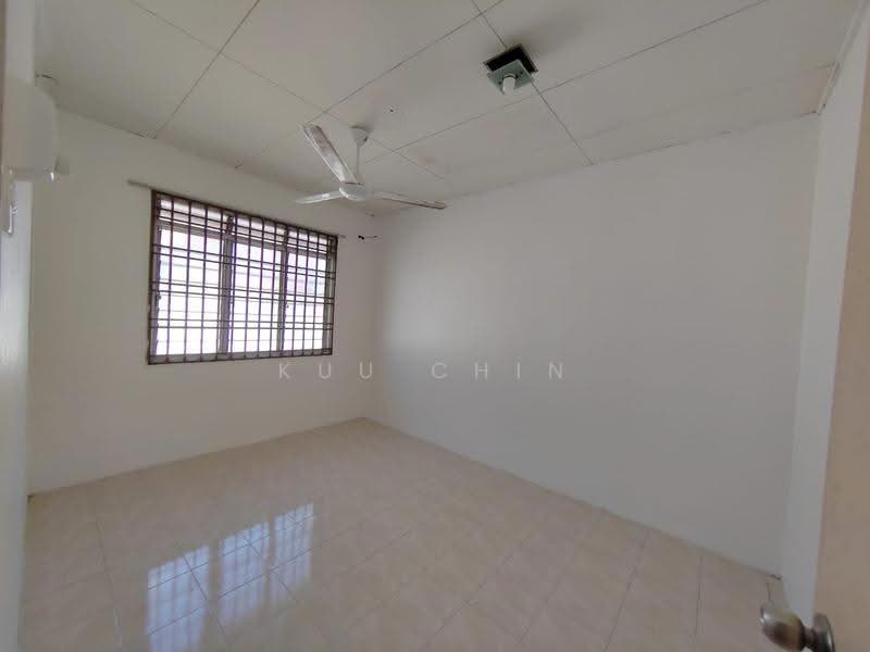 2-storey Terraced House for Sale in Bandar Putra Kulai (Kulai) - Kuu Chin - Interior - PropertyGuru.com.my