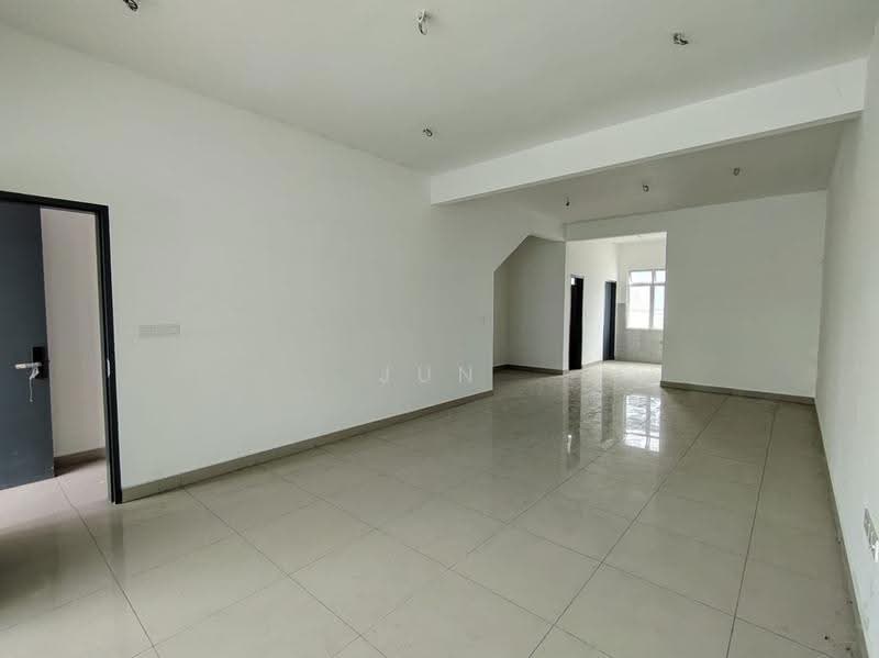 Rumah Teres 2-Tingkat untuk Dijual di Bandar Dato Onn (Tebrau) - Jun Wang - PropertyGuru.com.my