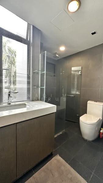 Kondominium untuk Disewa di Kiara Park - Naqi M. Derus - Bathroom - PropertyGuru.com.my