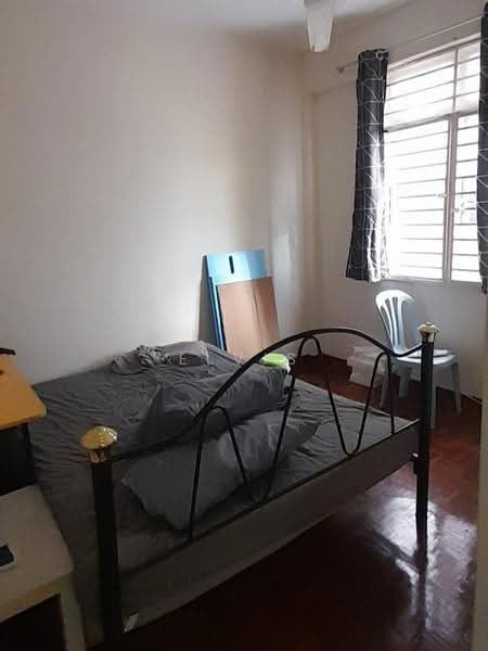 Pangsapuri untuk Dijual di Subang Perdana Goodyear Court 10 - Elvis Kok - Bedroom - PropertyGuru.com.my