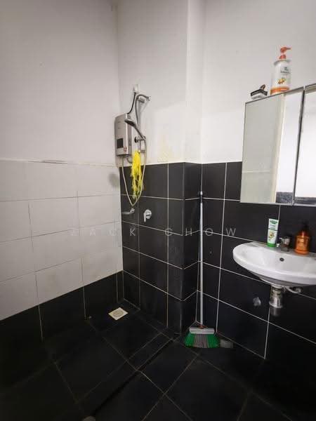 Rumah Kluster untuk Dijual di Kota Masai (Pasir Gudang) - Zack Chow - Bathroom - PropertyGuru.com.my