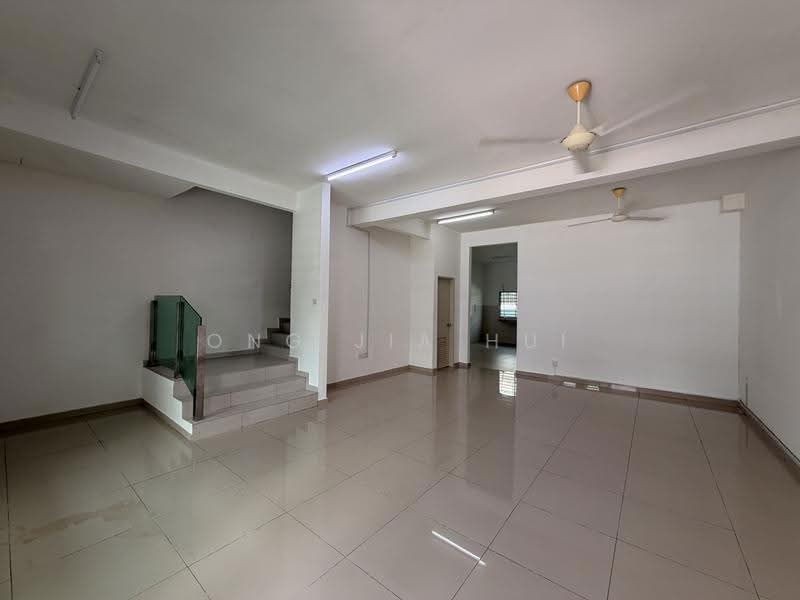 2-storey Terraced House for Sale in Taman Nusari Bayu (Bandar Sri Sendayan) - Ong Jia Hui - PropertyGuru.com.my