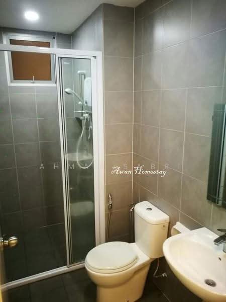 Service Residence for Rent at Savanna Executive Suite @ Southville City - Ahmad Sabri - Bathroom - PropertyGuru.com.my