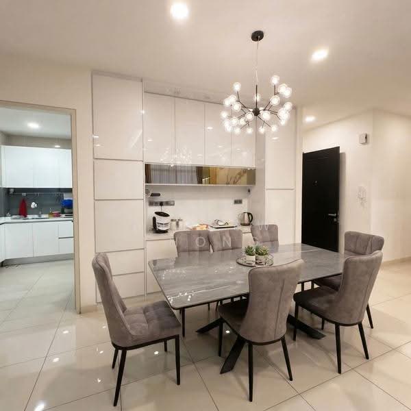 Service Residence for Sale at The Park 2 - Andrew Chong - Dining Room - PropertyGuru.com.my
