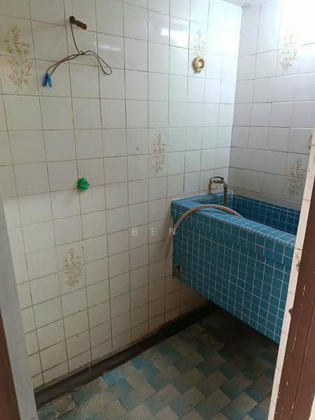 Shop / Office for Sale in Ayer Itam (Penang) - Ben Lee - Bathroom - PropertyGuru.com.my