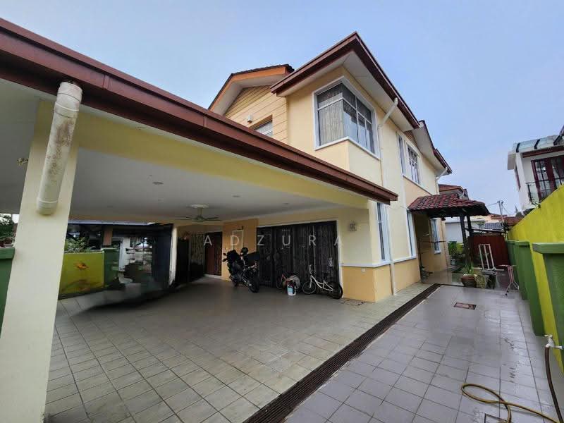 Rumah Berkembar untuk Dijual di Taman Kajang Impian (Kajang) - Adzura Zamedin - Exterior - PropertyGuru.com.my
