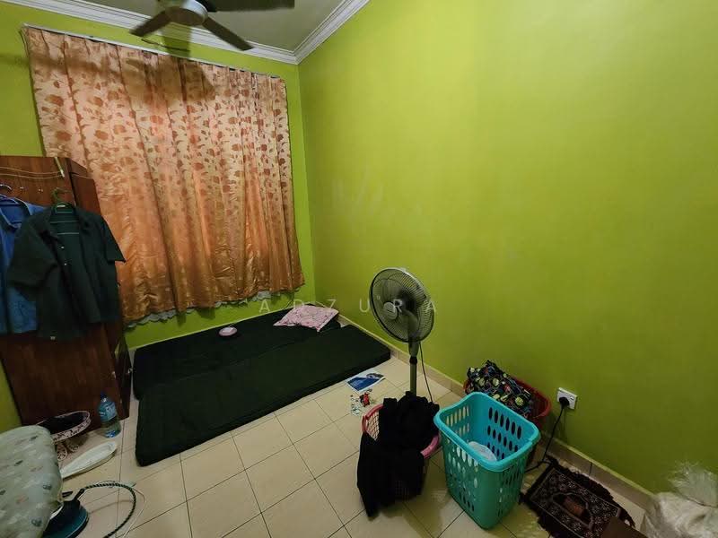 Rumah Berkembar untuk Dijual di Taman Kajang Impian (Kajang) - Adzura Zamedin - Bedroom - PropertyGuru.com.my