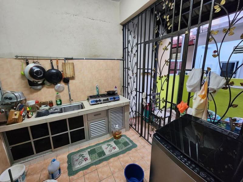 Rumah Berkembar untuk Dijual di Taman Kajang Impian (Kajang) - Adzura Zamedin - Kitchen - PropertyGuru.com.my