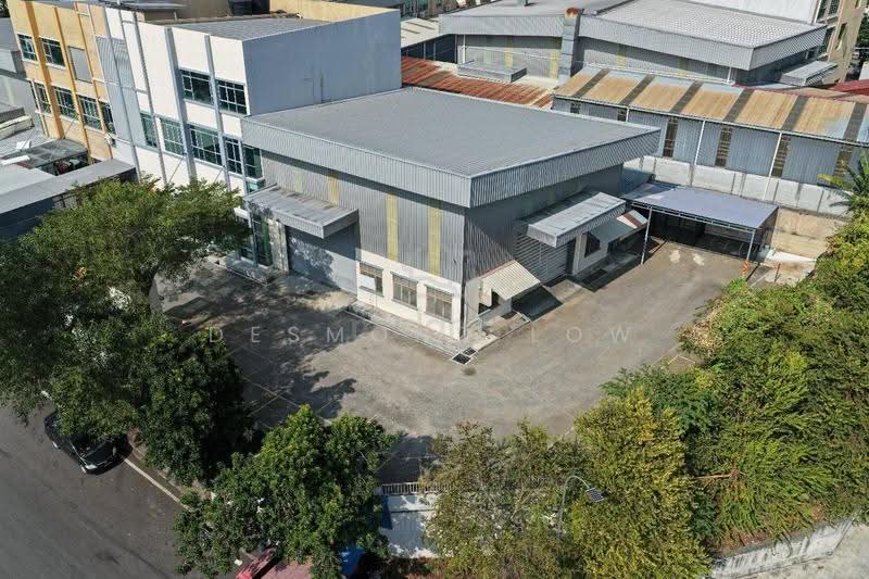 Kilang Kluster untuk Disewa di Kampung Baru Balakong (Balakong) - Desmond Low - Exterior - PropertyGuru.com.my