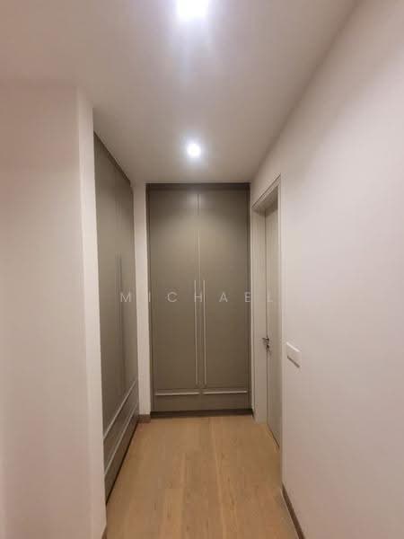 Kediaman Servis untuk Disewa di Lucentia Residences - Michael Au - Corridor - PropertyGuru.com.my