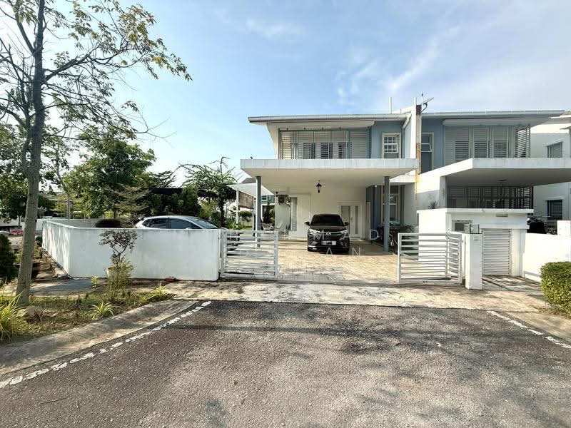 Rumah Teres untuk Dijual di Nilai (Negeri Sembilan) - Muhammad Ridhwan Mohd Huzairi - Exterior - PropertyGuru.com.my