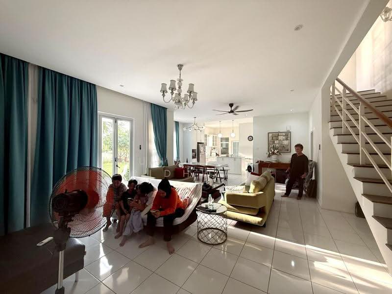 Rumah Teres untuk Dijual di Nilai (Negeri Sembilan) - Muhammad Ridhwan Mohd Huzairi - Living Room - PropertyGuru.com.my