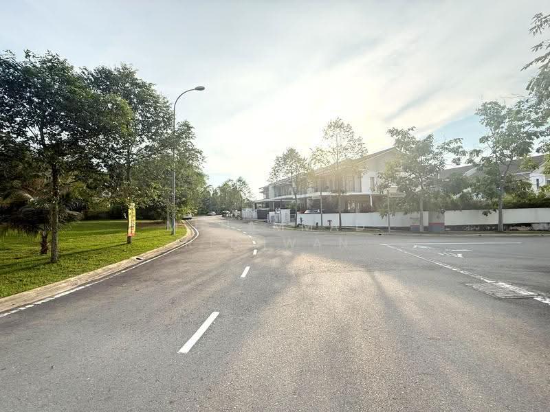 Rumah Teres untuk Dijual di Nilai (Negeri Sembilan) - Muhammad Ridhwan Mohd Huzairi - Exterior - PropertyGuru.com.my