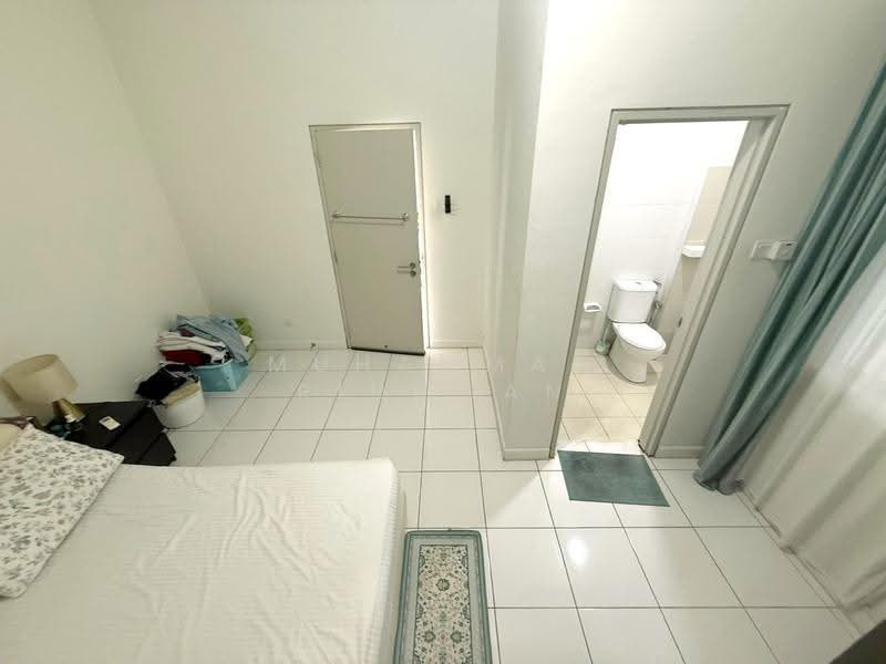 Rumah Teres untuk Dijual di Nilai (Negeri Sembilan) - Muhammad Ridhwan Mohd Huzairi - Bedroom - PropertyGuru.com.my