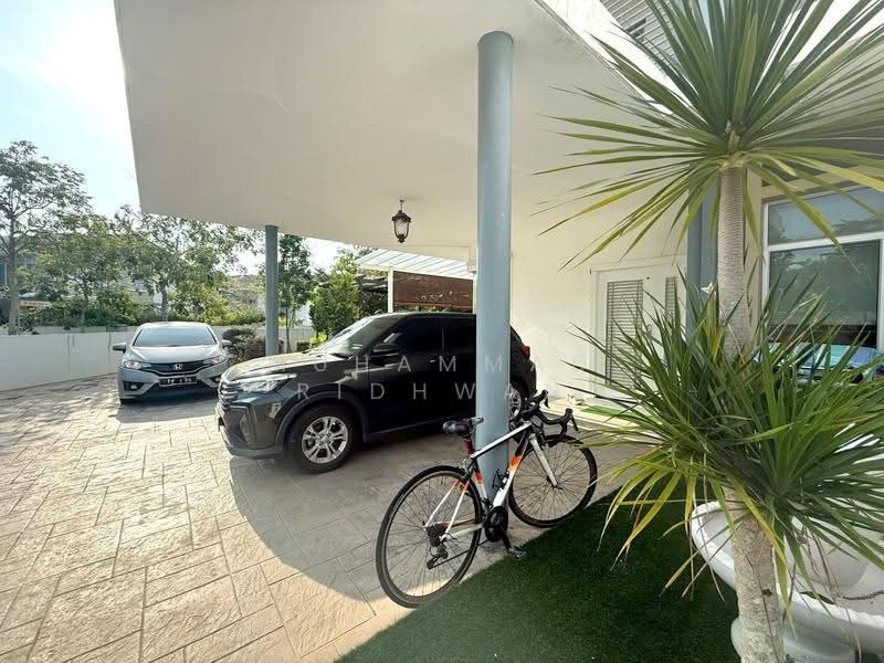 Rumah Teres untuk Dijual di Nilai (Negeri Sembilan) - Muhammad Ridhwan Mohd Huzairi - Exterior - PropertyGuru.com.my