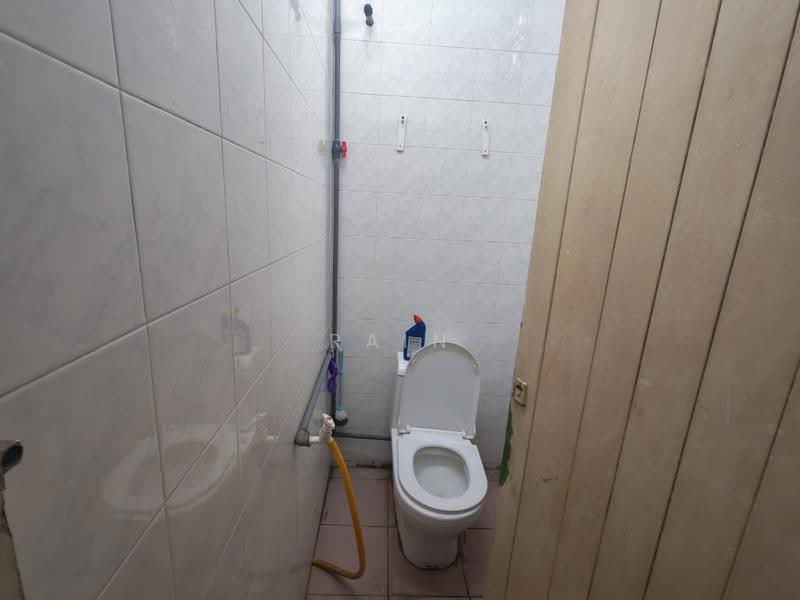 Rumah Teres 1-Tingkat untuk Dijual di Skudai (Johor) - Rain Ng - Bathroom - PropertyGuru.com.my