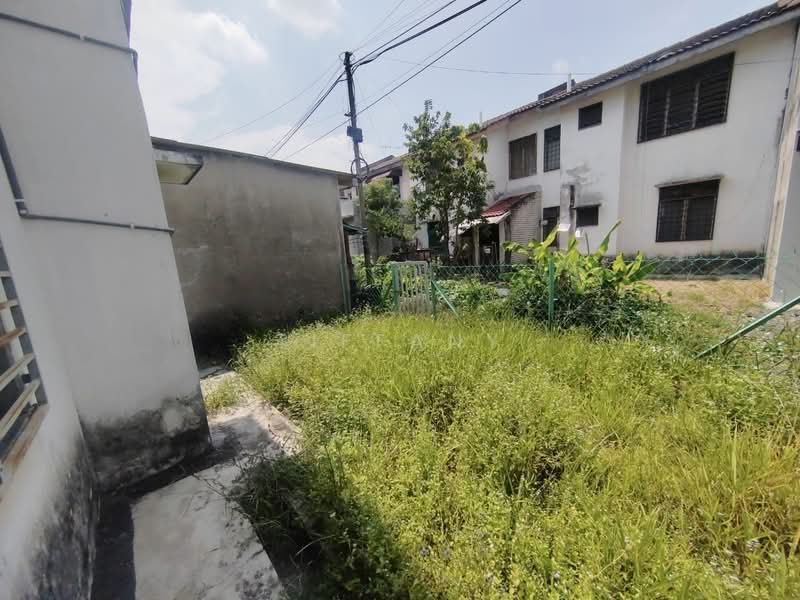 2-storey Terraced House for Sale in Bukit Sentosa (Rawang) - Tiffany Yang - Exterior - PropertyGuru.com.my