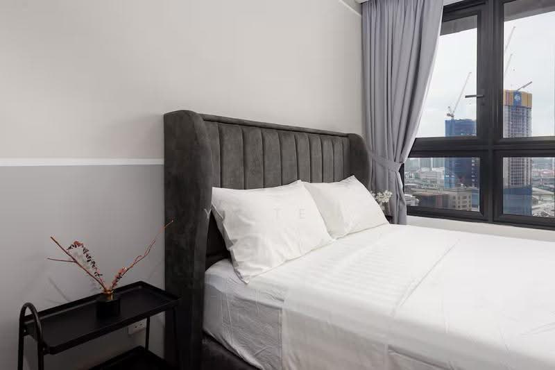 Kediaman Servis untuk Dijual di M Vertica - YY Teo - Bedroom - PropertyGuru.com.my