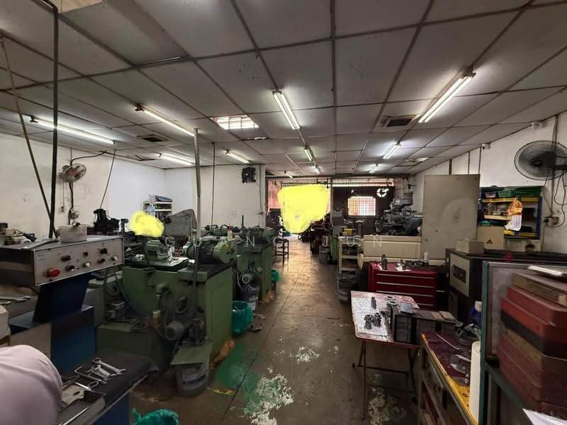 Terrace Factory for Sale in Taman Desa Jaya (Johor Bahru) - Guang Jun Loh - Interior - PropertyGuru.com.my