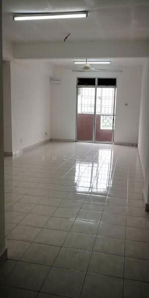 Apartment for Sale at Bayu Puteri 2 - Yucong . - Living Room - PropertyGuru.com.my