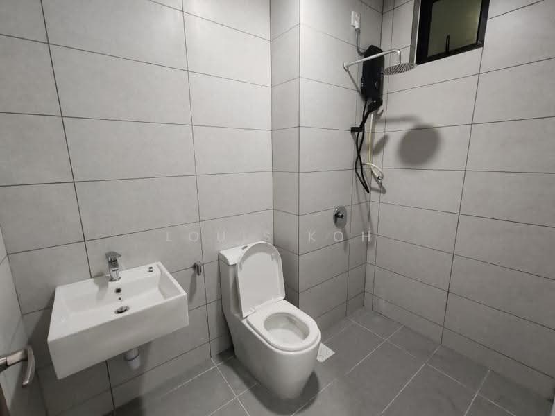 Kediaman Servis untuk Dijual di Meldrum Heights (Residensi Meldrum) - Louis Koh - Bathroom - PropertyGuru.com.my