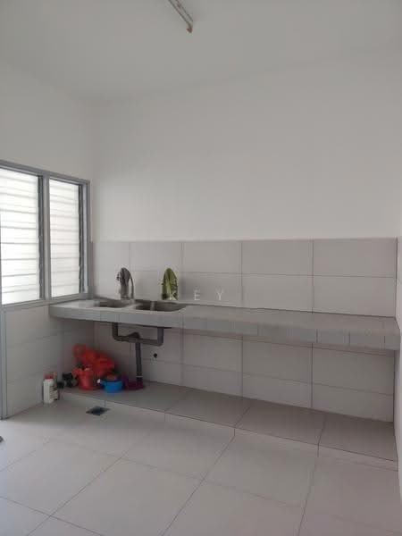 2-storey Terraced House for Sale in Usj 1 (Subang Jaya) - Key Ling - Kitchen - PropertyGuru.com.my