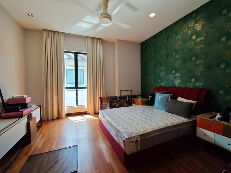 Bungalow House for Rent in Leisure Farm (Gelang Patah) - Sarah Shaffi - Bedroom - PropertyGuru.com.my