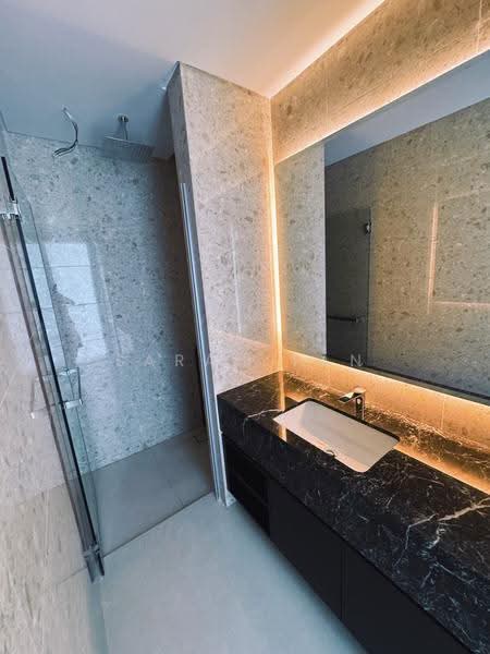 Service Residence for Sale at Pavilion Damansara Heights, Windsor Suites - Sarah Tan - Bathroom - PropertyGuru.com.my