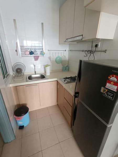Service Residence for Rent at Pangsapuri Tanah Emas (Golden Sands) - Huily Woon - Kitchen - PropertyGuru.com.my