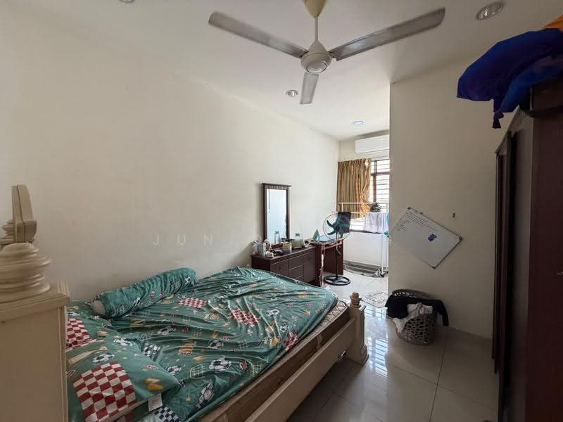 2-storey Terraced House for Sale in Rawang (Selangor) - Junior Ong - Bedroom - PropertyGuru.com.my
