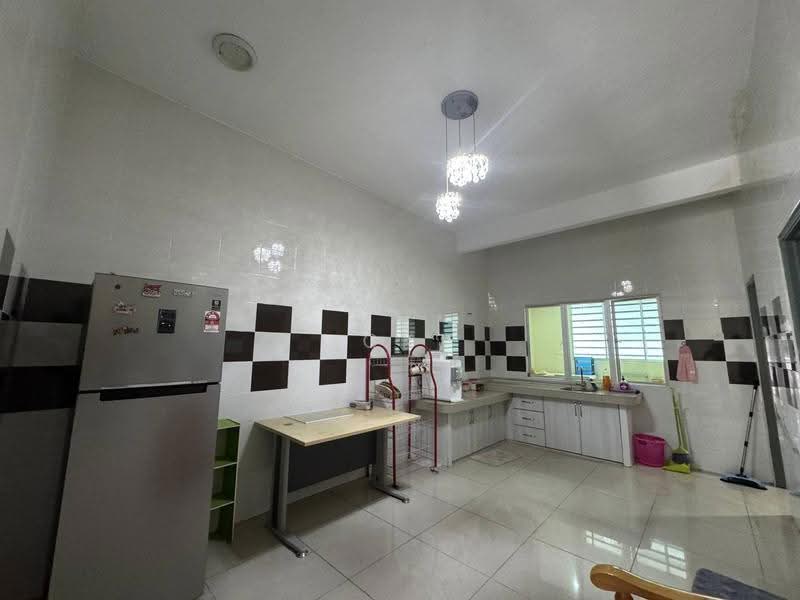 2-storey Terraced House for Sale in Ipoh (Perak) - Ck Nyau - Kitchen - PropertyGuru.com.my