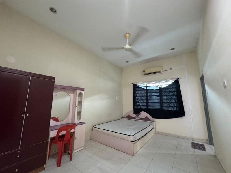 2-storey Terraced House for Sale in Ipoh (Perak) - Ck Nyau - Bedroom - PropertyGuru.com.my