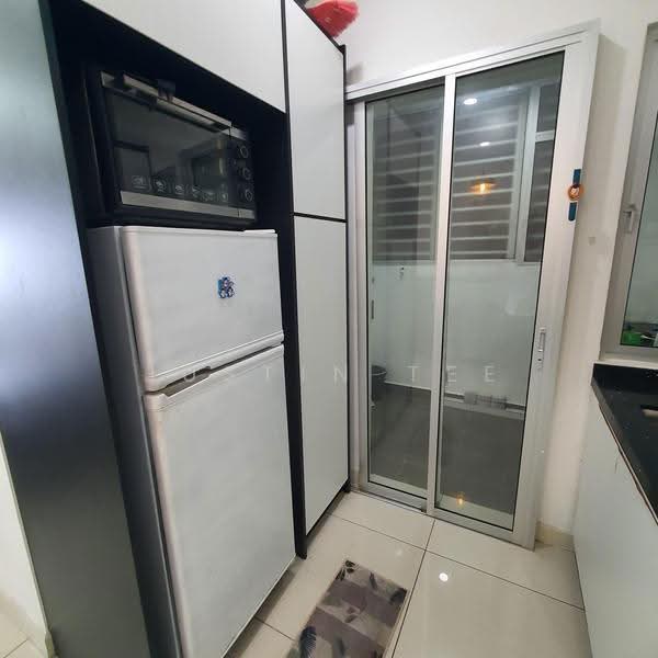 Service Residence for Rent at Savanna Executive Suite @ Southville City - Justin Tee - Kitchen - PropertyGuru.com.my