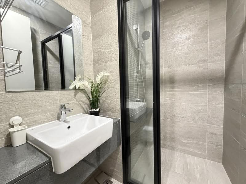 Service Residence for Rent at Edelweiss @ Tropicana Gardens - Vincent Heng - Bathroom - PropertyGuru.com.my