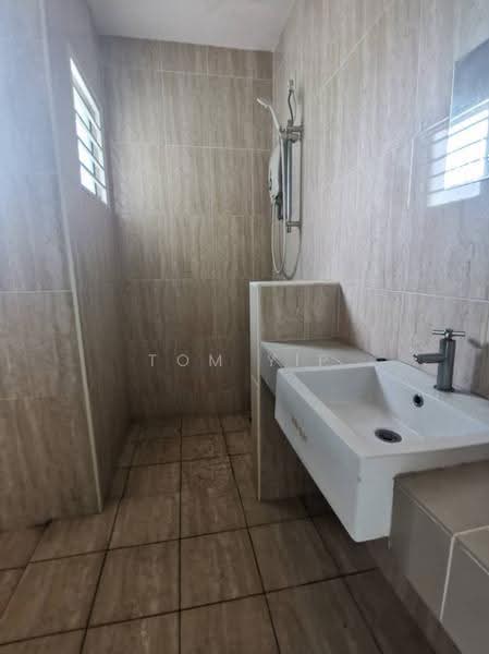 2-storey Terraced House for Sale in Kota Emerald (Rawang) - Tom Yip - Bathroom - PropertyGuru.com.my