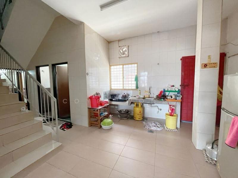 Rumah Teres untuk Dijual di Taman Kok Lian (Jalan Kuching) - Coyee Wong - Kitchen - PropertyGuru.com.my