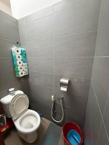 Rumah Teres untuk Dijual di Taman Kok Doh (Batu) - Coyee Wong - Bathroom - PropertyGuru.com.my