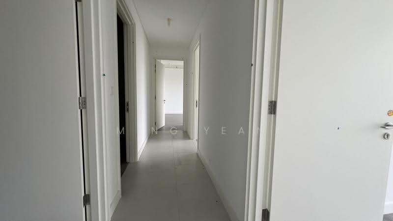 Kediaman Servis untuk Dijual di Jendela Residences - Ming Yean - Corridor - PropertyGuru.com.my