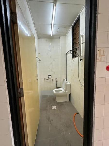2-storey Terraced House for Sale in Taman Bukit Maluri (Kepong) - Coyee Wong - Bathroom - PropertyGuru.com.my