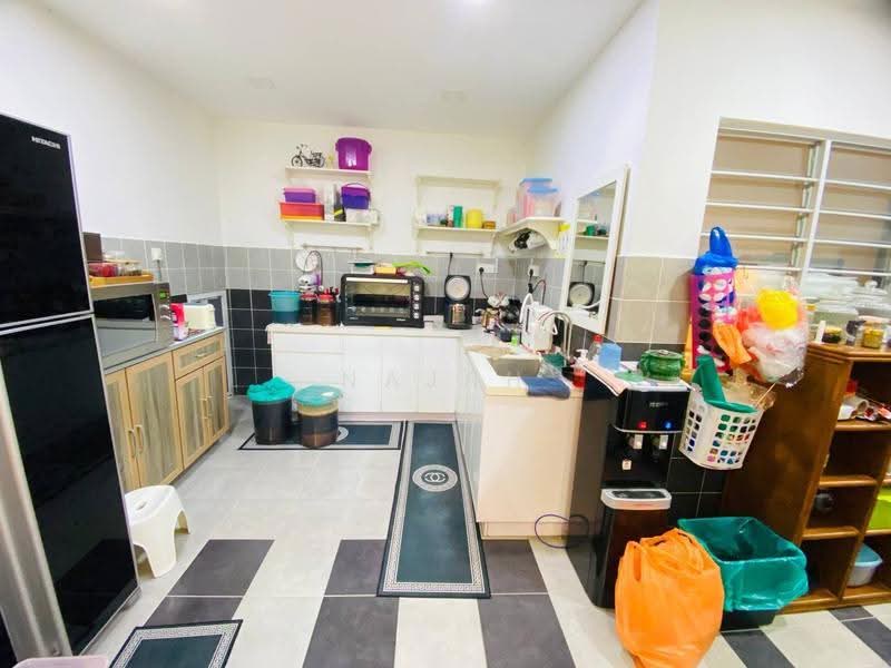 Rumah Kluster untuk Dijual di Bangi (Selangor) - Najah Kadir - Kitchen - PropertyGuru.com.my