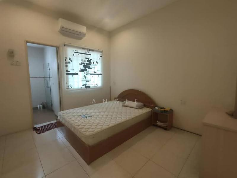 2.5-storey Terraced House for Sale in Medan Lapangan Suria (Ipoh) - Angie Wong - PropertyGuru.com.my